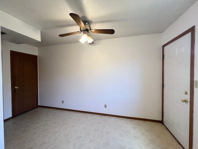 Building Photo - Wood Court Apartments