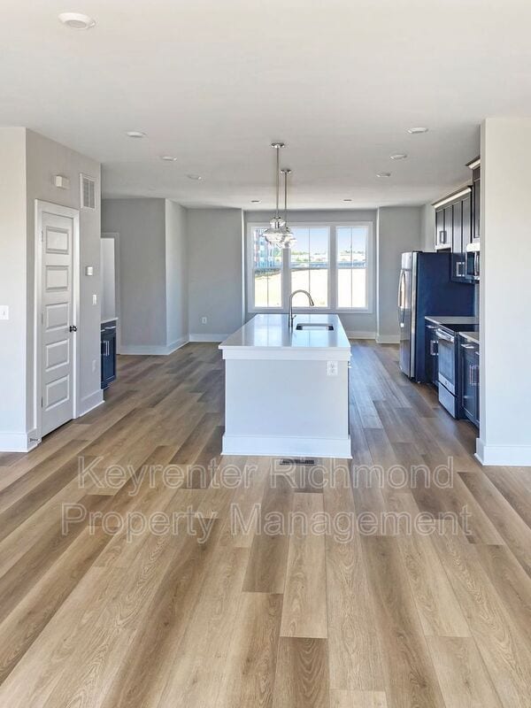 Building Photo - 509 Munson Woods Walk