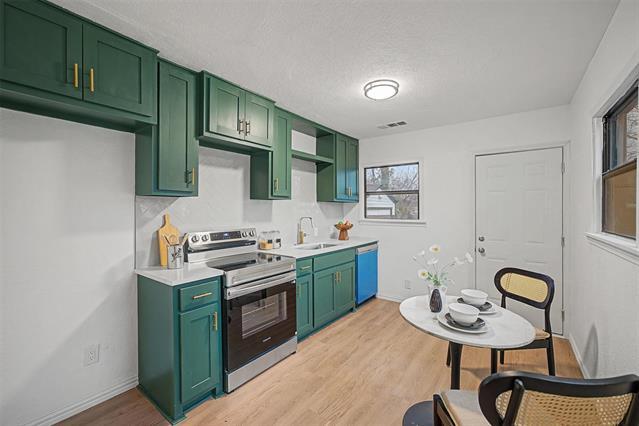 Building Photo - 7349 Pensacola Ave