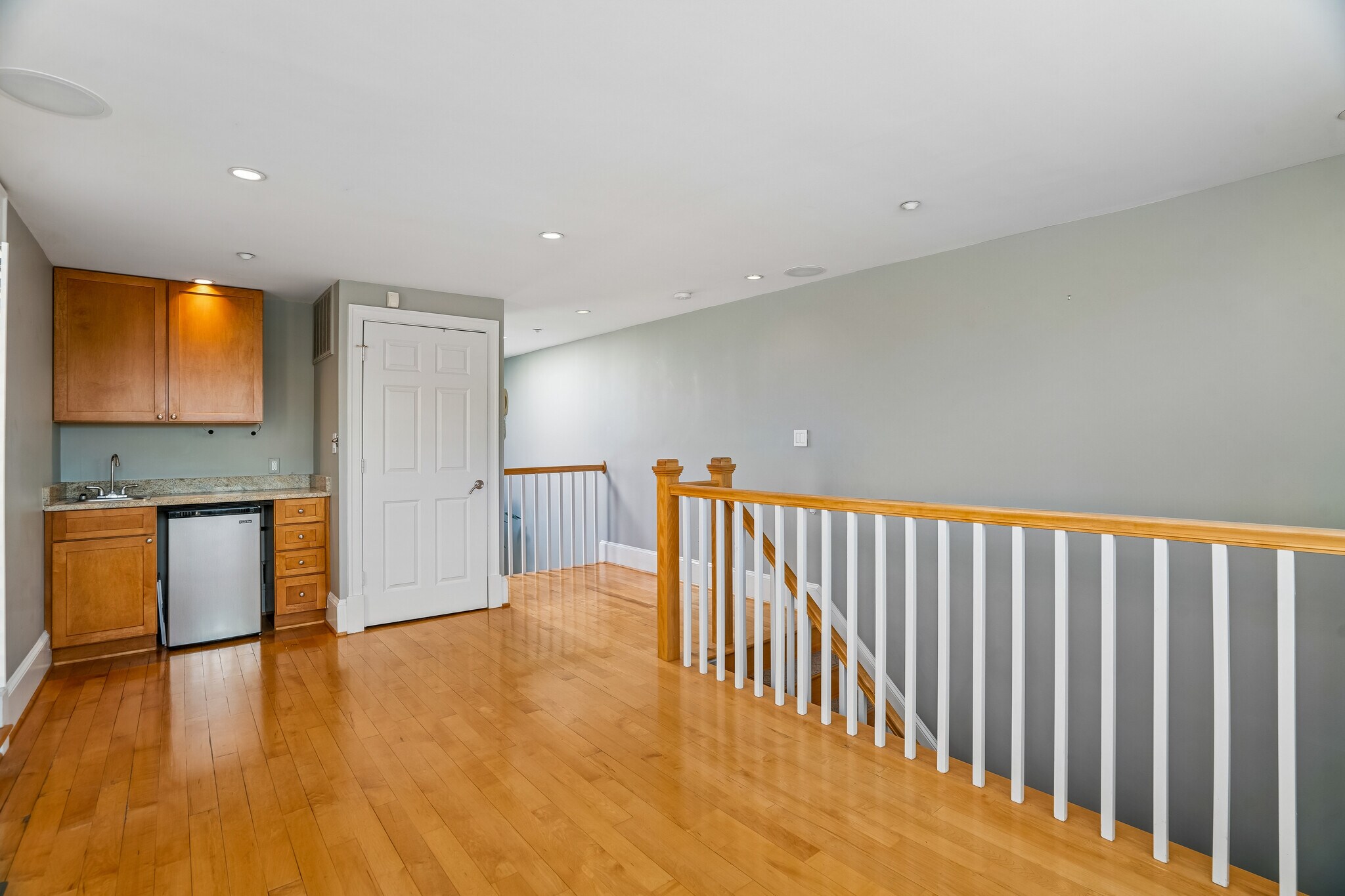 Building Photo - 1343 Q St NW