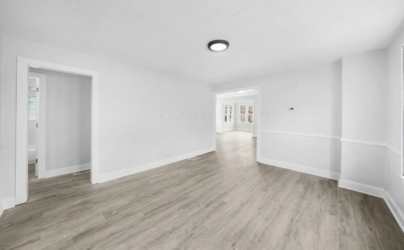 Building Photo - 2643 Sullivant Ave