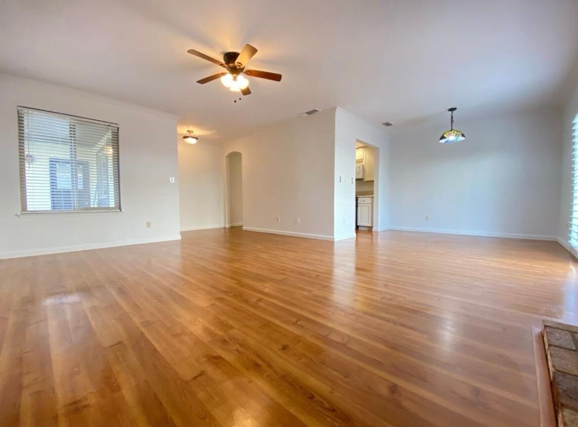 Building Photo - 2308 Filmore Ln