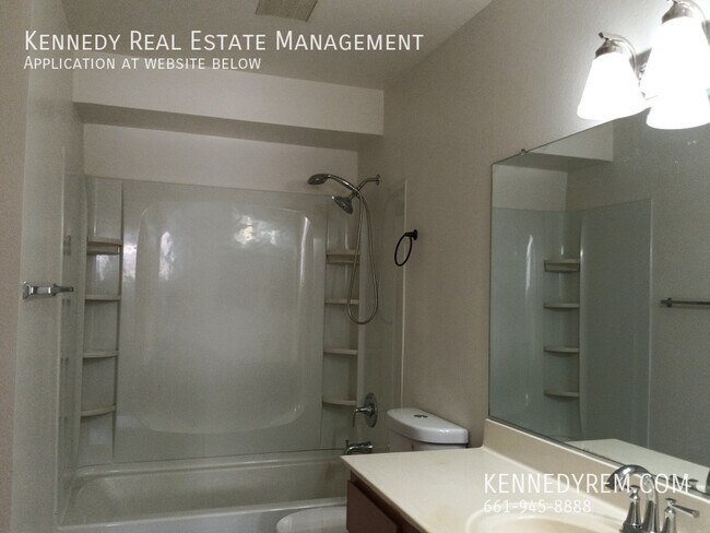 Building Photo - 1645 Cactus Dr