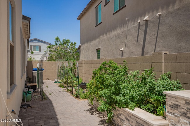Building Photo - 4391 E Kaibab Pl