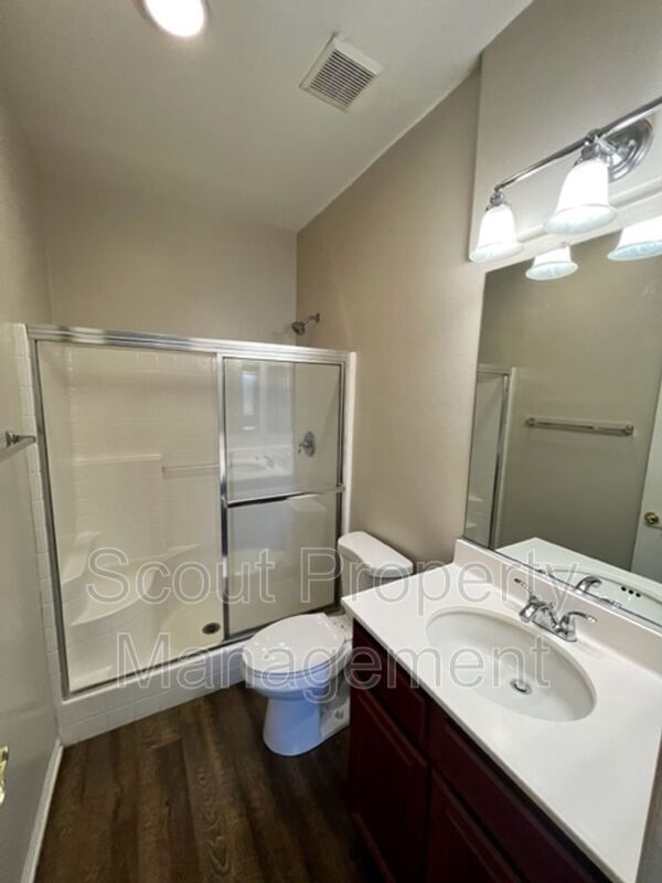 Building Photo - 45602 Magnolia Pl