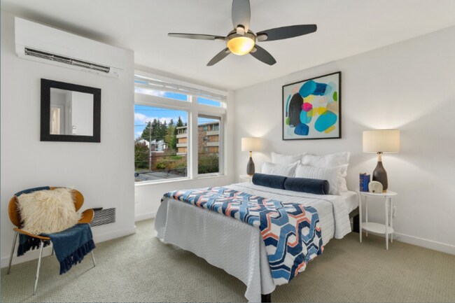 Building Photo - Modern 3 Bed Townhouse in Seattle | 2 Bath $3,800!!