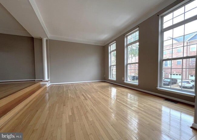 Building Photo - 13611 Acorn Hunt Pl