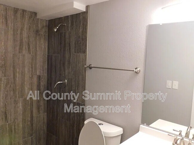 Building Photo - 3784 S Ceylon Way