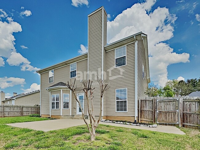 Building Photo - 747 Pantera Dr