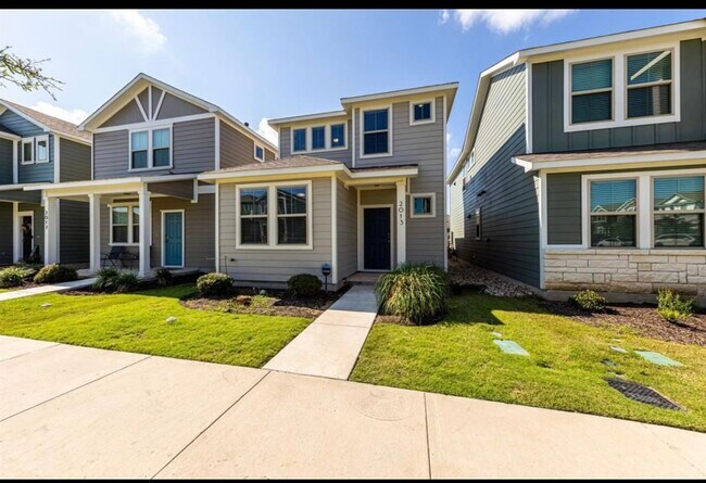 Building Photo - 2013 Arendale Dr