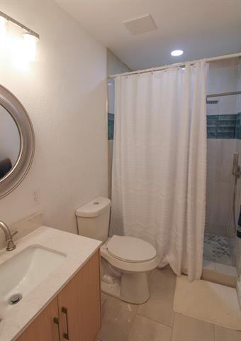 Building Photo - 3119 Eisenhower Dr