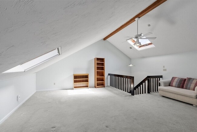 Building Photo - 116 Broadmeadow St