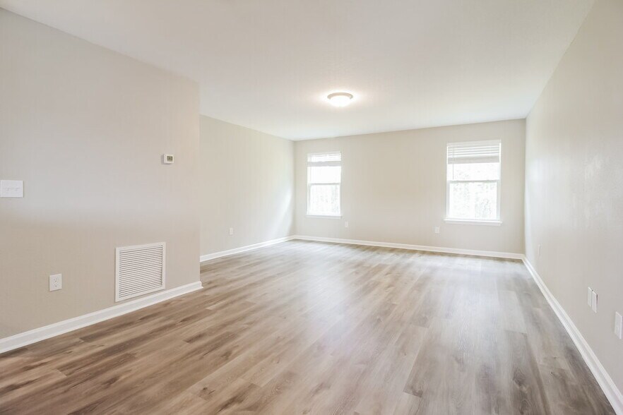 Building Photo - 77808 Lumber Creek Blvd