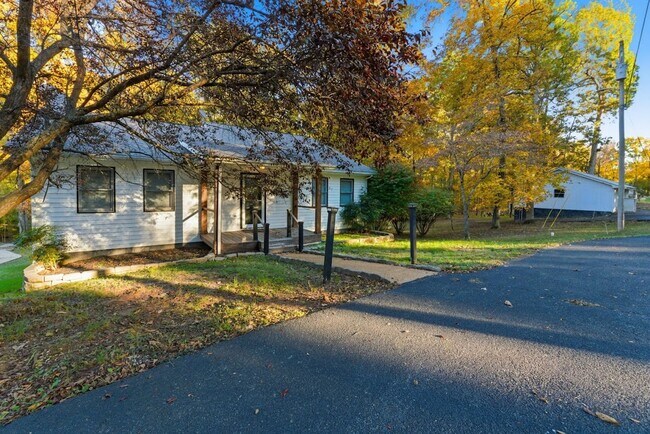 Building Photo - 376 County Rd 1125 B