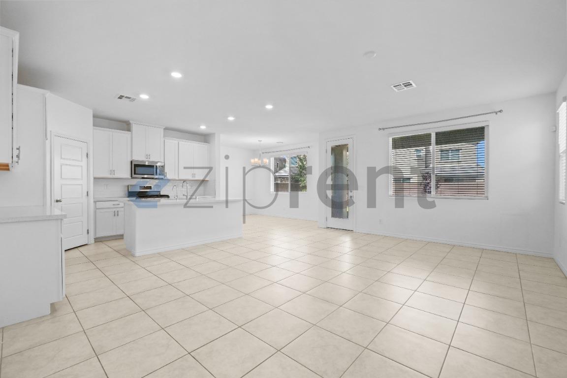 Building Photo - 7137 Red Gulch St
