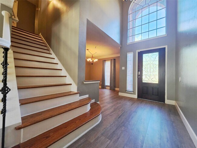 Building Photo - 23527 Cansfield Way