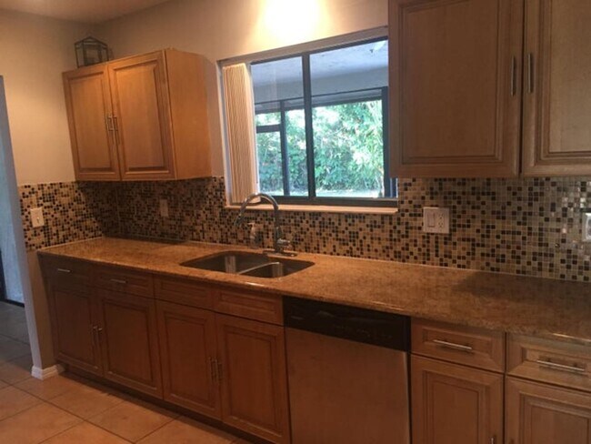 Building Photo - 4135 Bay Laurel Way