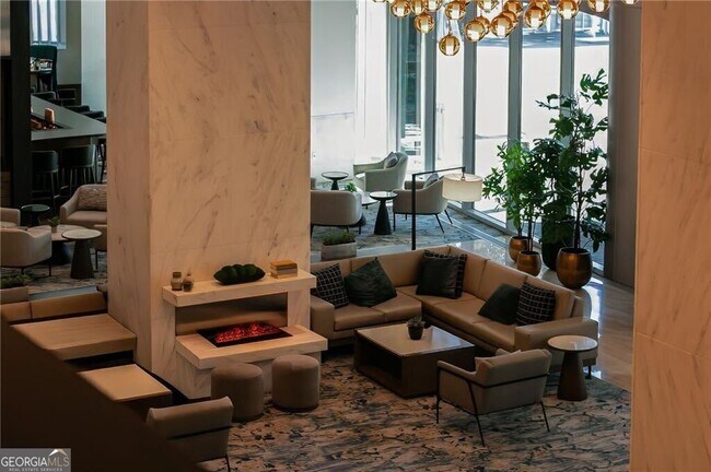 Building Photo - 1065 Peachtree St NE