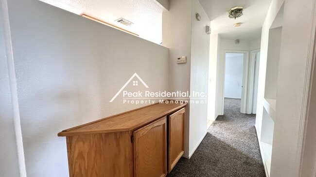 Building Photo - 8274 Golden Park Ct