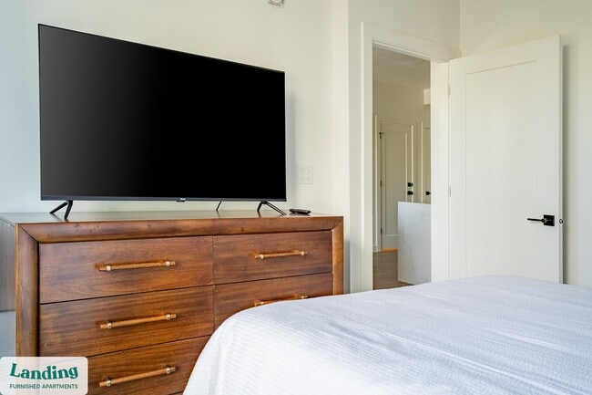 Building Photo - 357 E 500 S