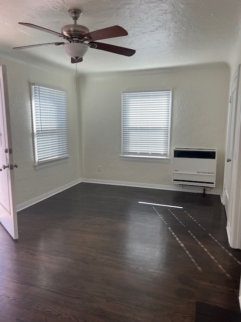 Living Room - 1055 W 7th St