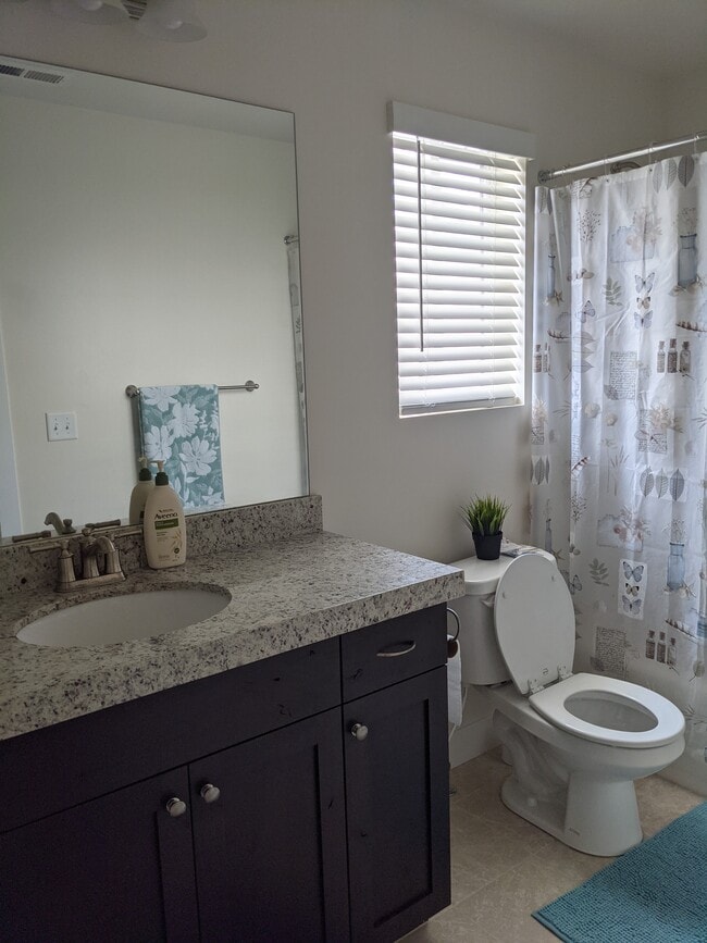 Building Photo - 4581 Flower Point
