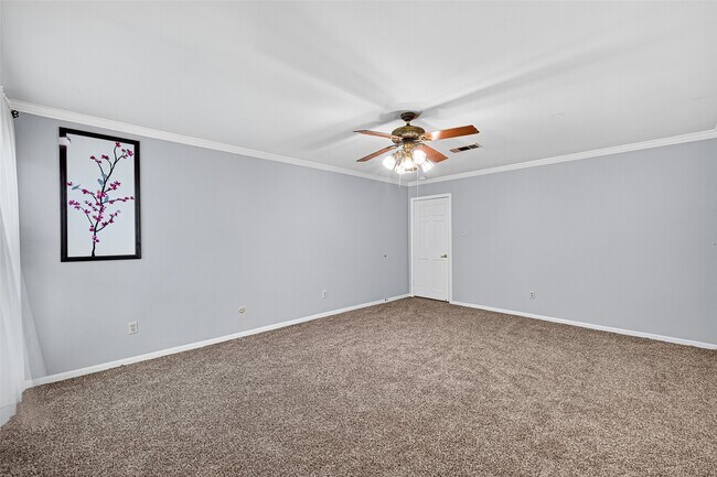 Building Photo - 15068 Kimberley Ct