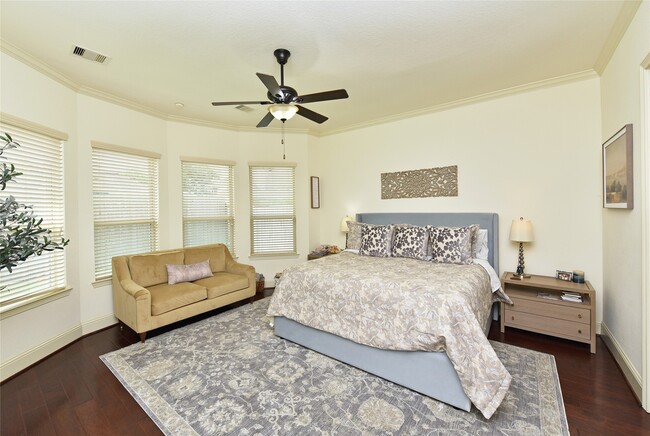 Building Photo - 13117 Stoneleigh Terrace Dr