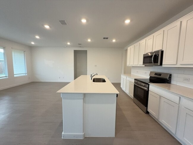 Building Photo - 537 Ml Trce Wy