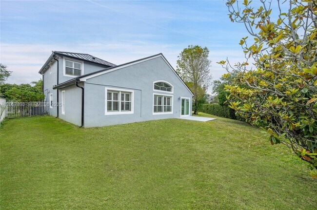 Building Photo - 1381 NW 144th Ave