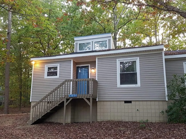 Building Photo - 4702 Cornwall Pl