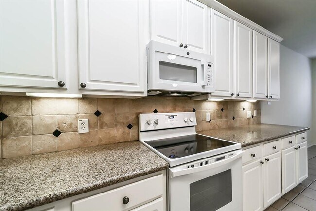 Building Photo - 246 W Stedhill Loop