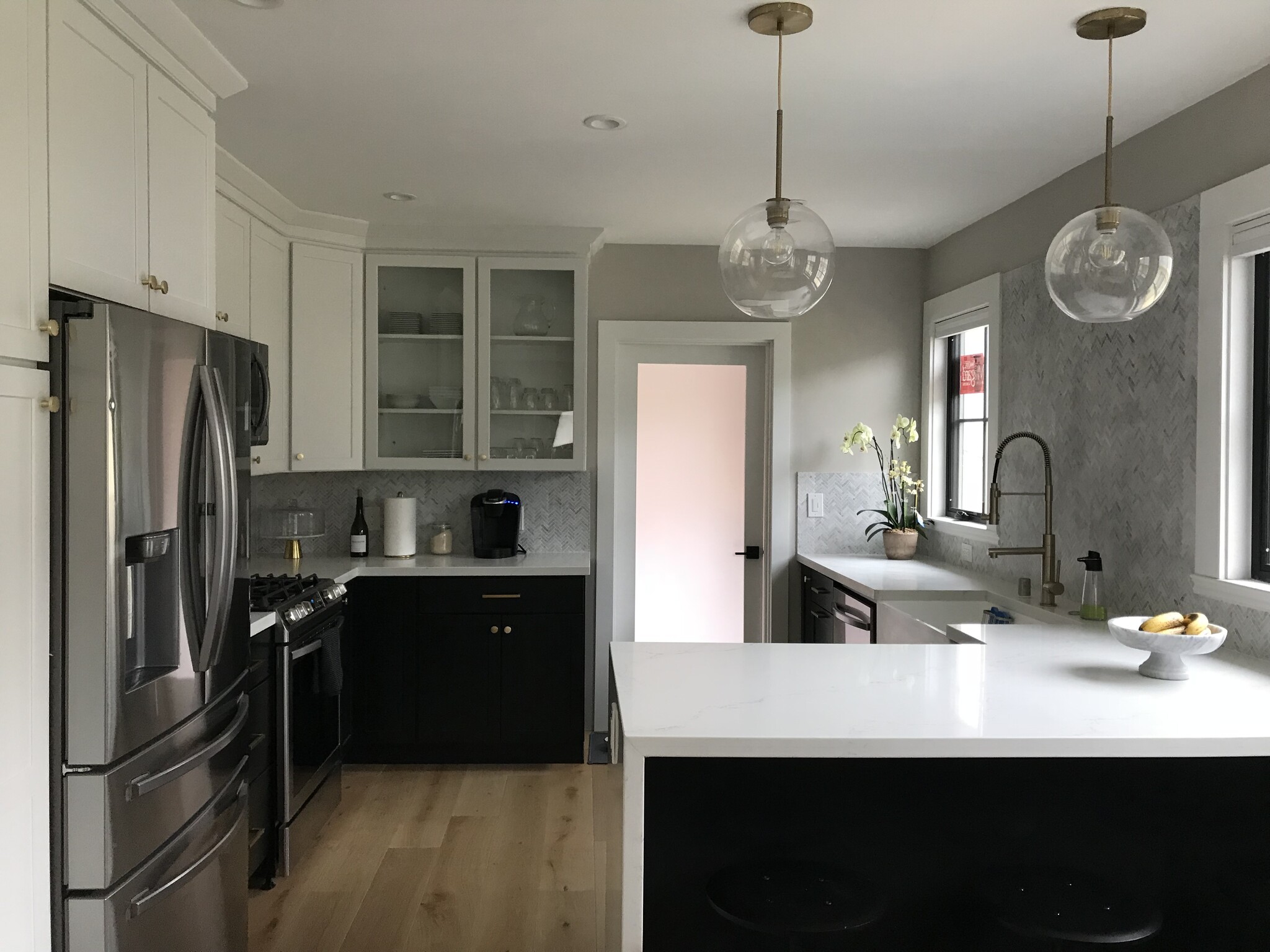 Building Photo - 861 Aileen St