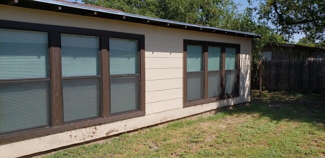 Building Photo - Affordable 3 bedroom home COMING SOON!