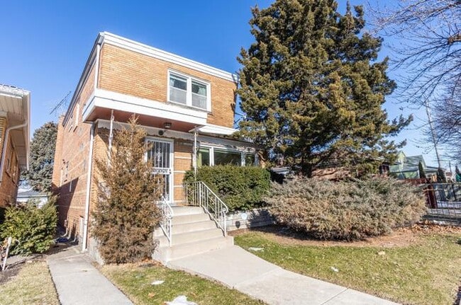 Building Photo - 3630 W 66th St