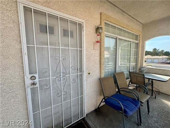 Building Photo - 3BEDROOM CONDO IN 89108