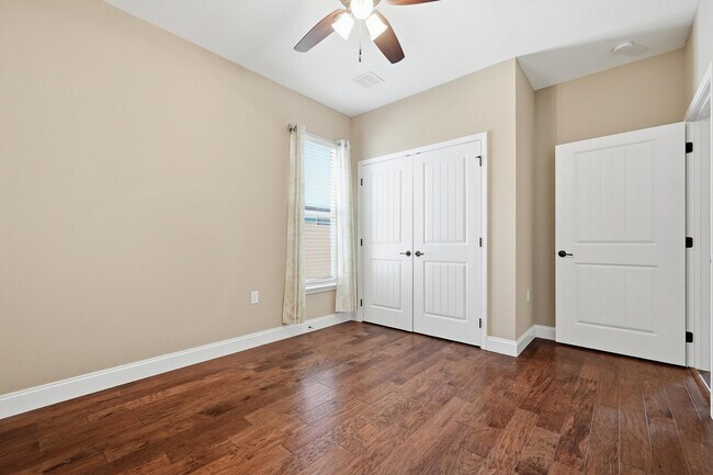 Building Photo - 2348 Cummings Dr