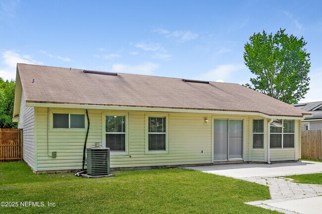 Building Photo - 8767 Spring Harvest Ln E