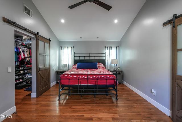 Building Photo - 4703 Oakwood Ave