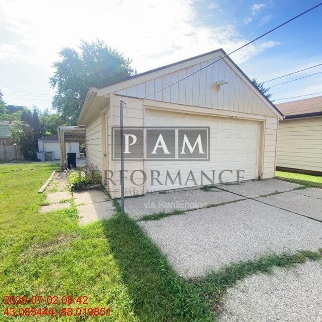 Building Photo - 3746 N 86th St