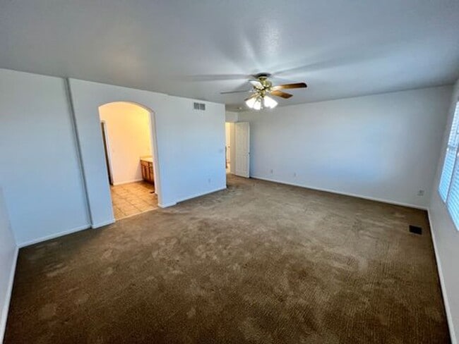 Building Photo - $0 DEPOSIT OPTION! BEAUTIFUL TWO-STORY HOM...