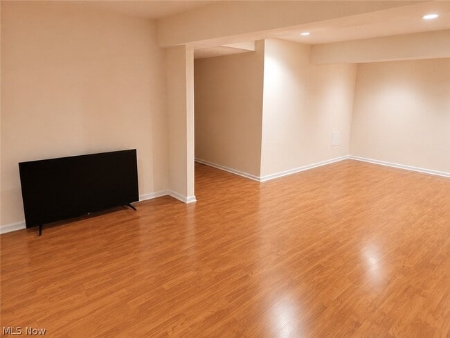Building Photo - 39710 Alsace Ct