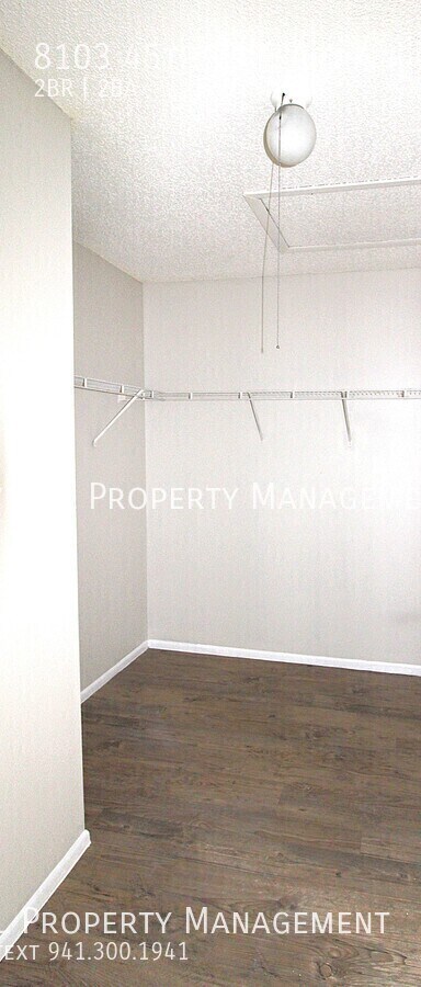 Building Photo - 8103 45th Ct E