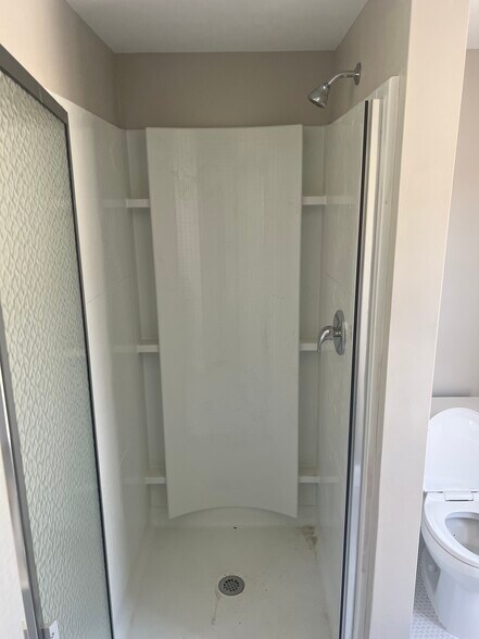 Building Photo - 31 N Main St