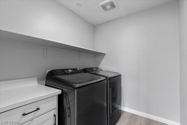 Building Photo - 10423 Stroma Ave