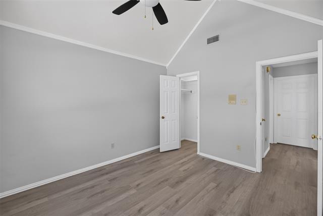 Building Photo - 1037 McCoy Dr