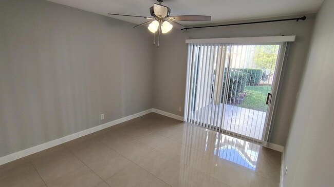 Building Photo - 6331 La Costa Dr