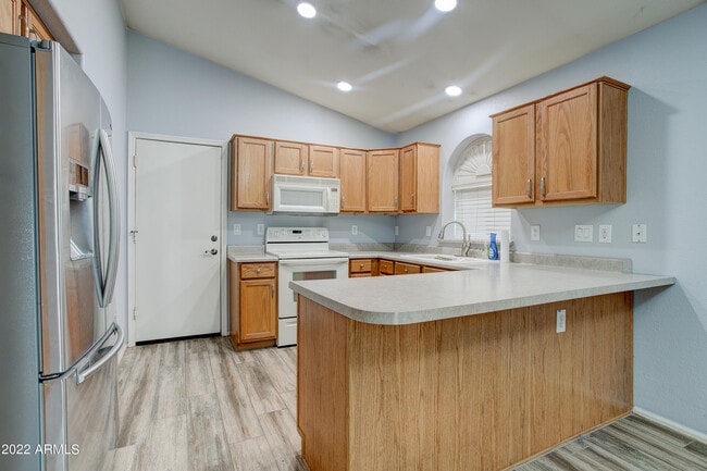 Building Photo - 29757 N Broken Shale Dr