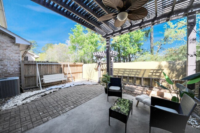 Building Photo - 10342 Solitaire Cir