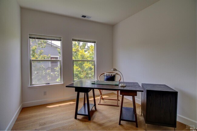 Building Photo - 453 San Lorenzo Ct